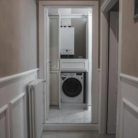 Belvedere Luxury Apartment, View On The Walls Apartment *